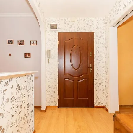 1 Maja By Renters Lägenhet *